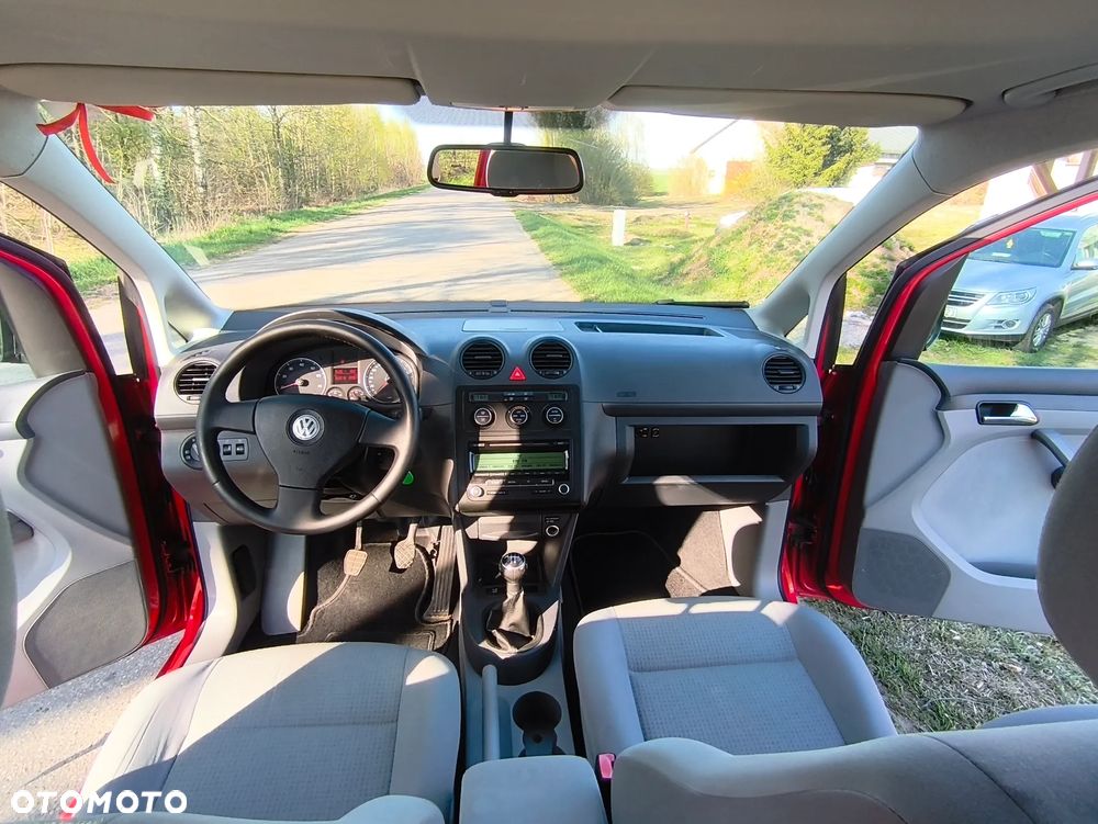 Volkswagen Caddy Life - 31