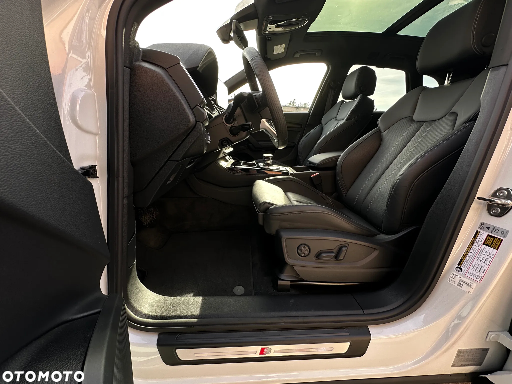 Audi Q5 55 TFSIe quattro S tronic S line - 11