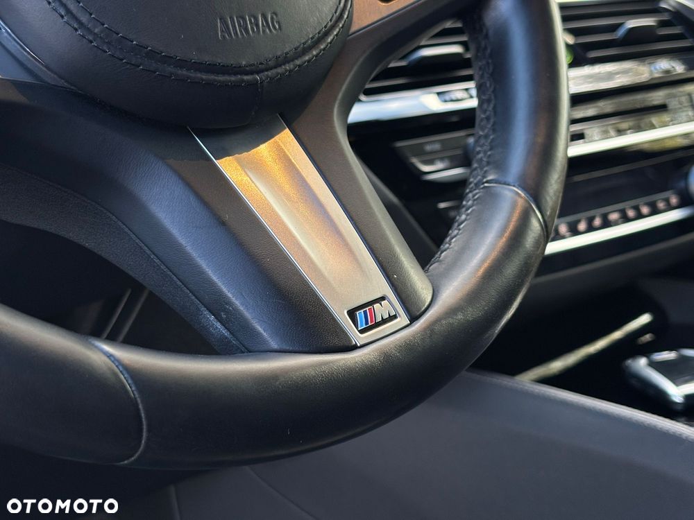 BMW Seria 5 530e iPerformance M Sport sport - 39