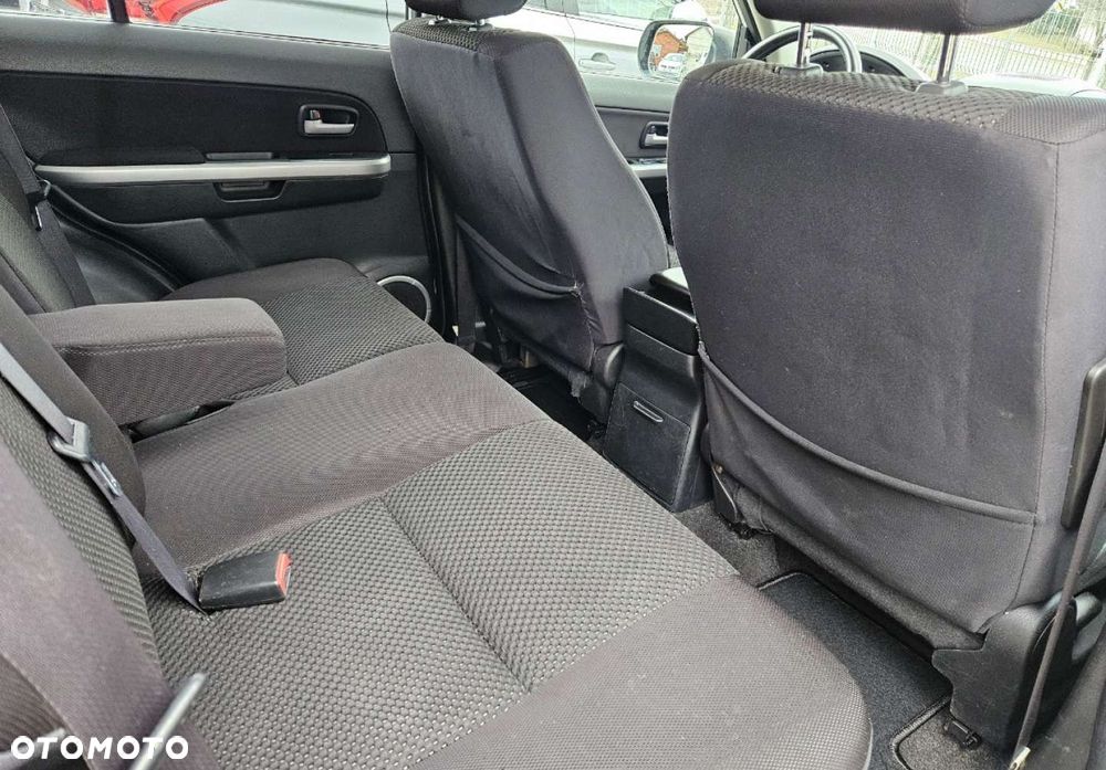 Suzuki Grand Vitara - 11