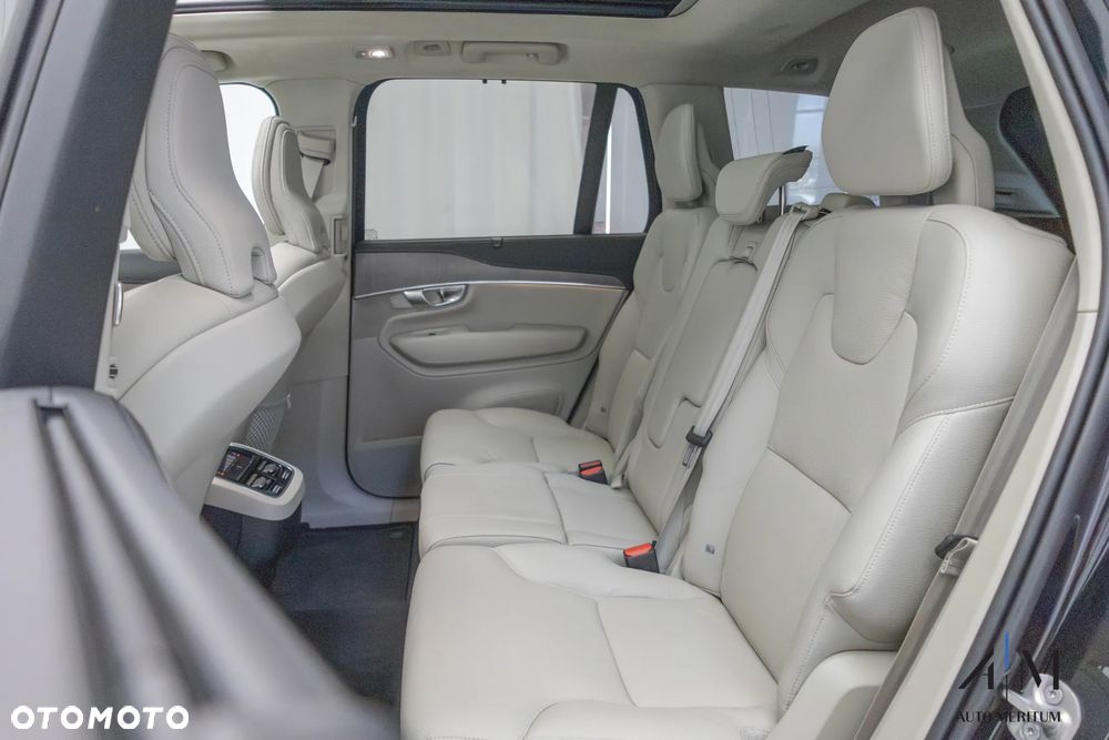 Volvo XC 90 B5 D AWD Ultimate Bright 7os - 34