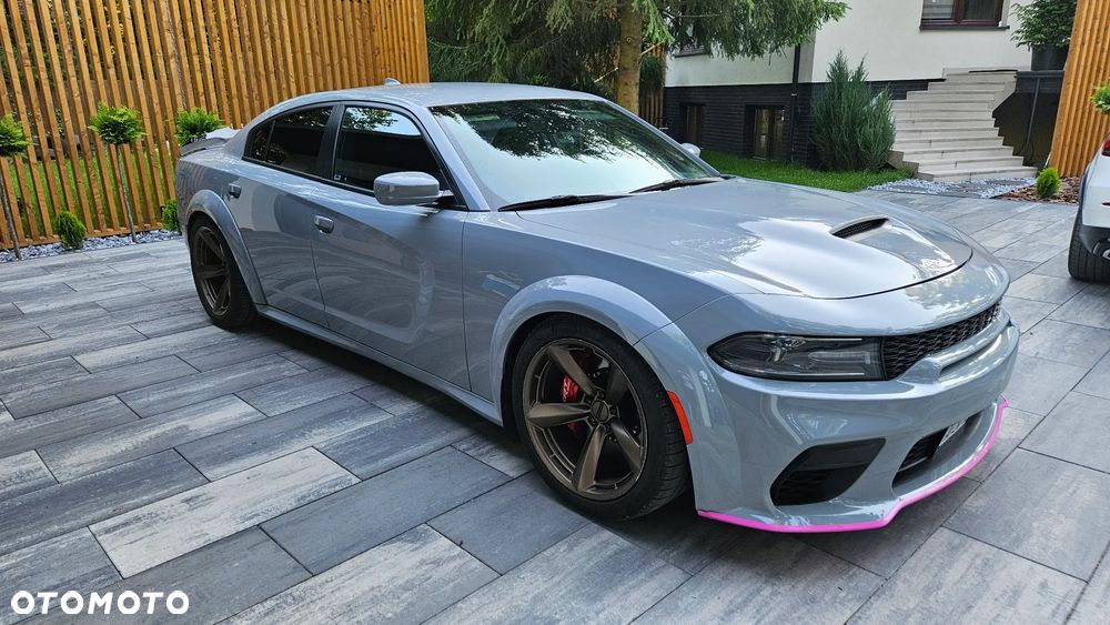 Dodge Charger 6.4 Scat Pack Widebody - 2