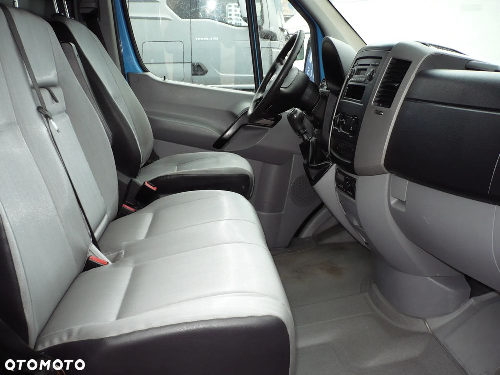 Volkswagen Crafter - 6