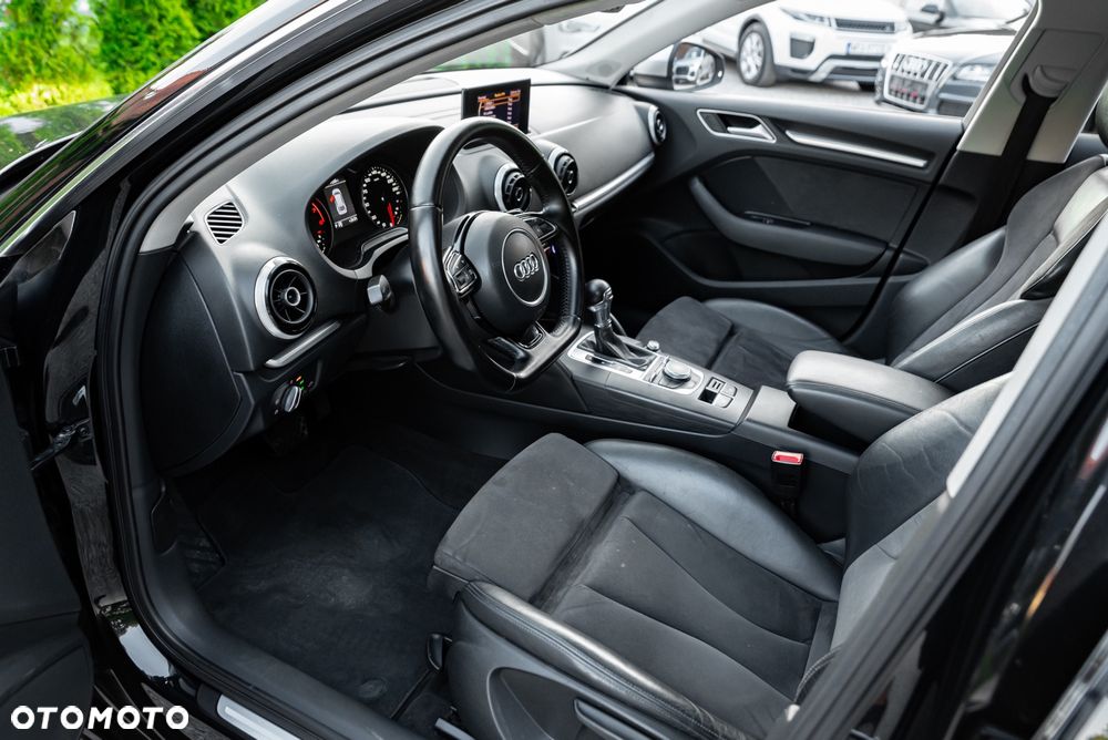 Audi A3 Sportback 1.8 TFSI S tronic S line Sportpaket - 18