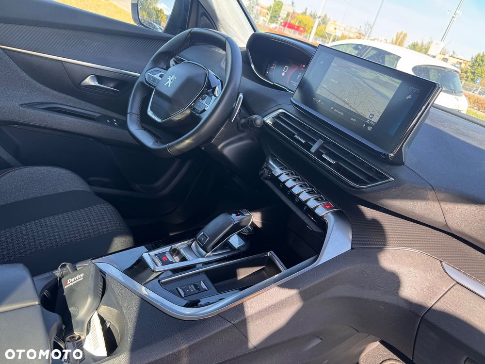 Peugeot 5008 1.2 PureTech Active Pack S&S EAT8 - 29