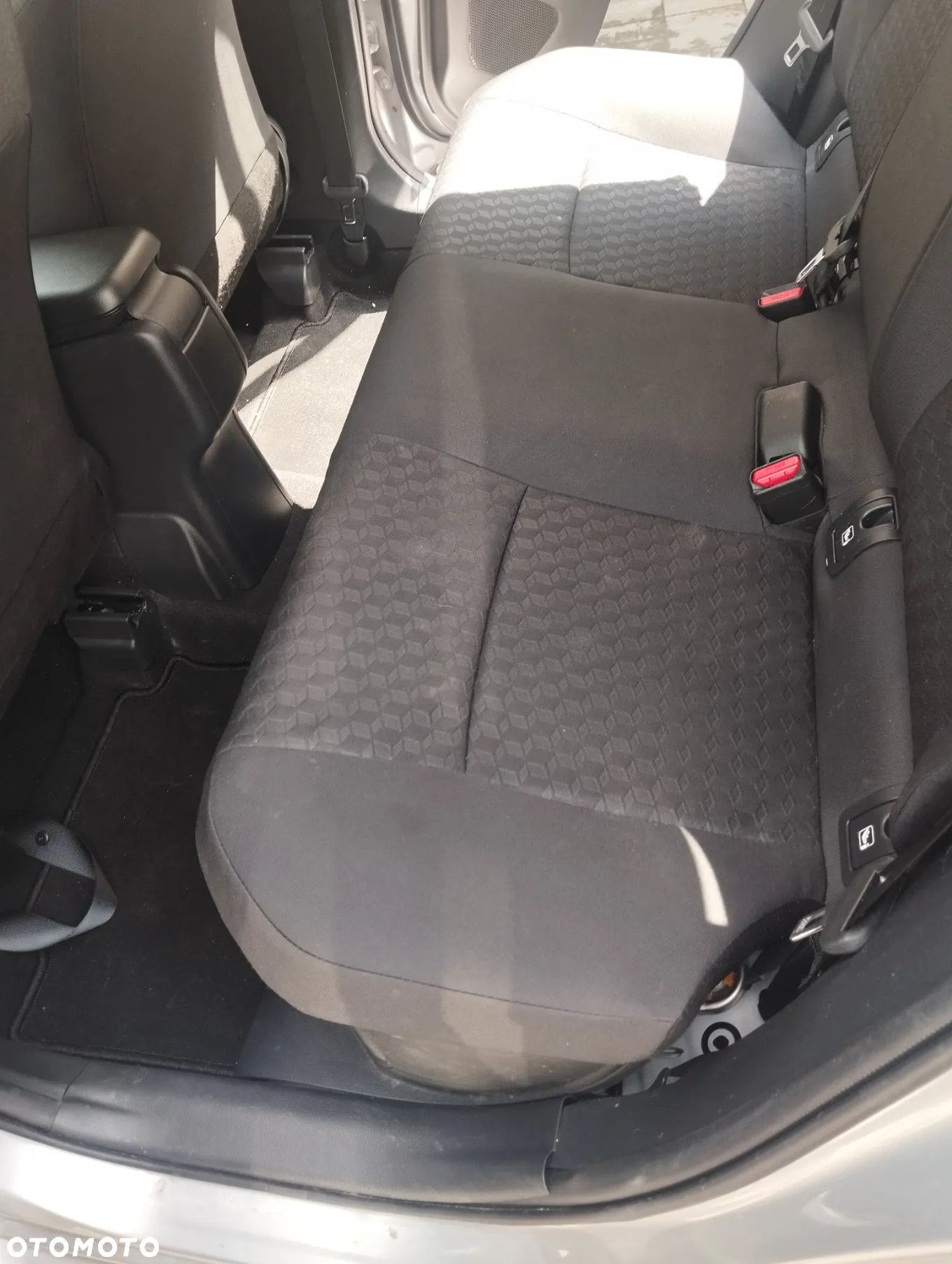 Toyota Yaris - 14