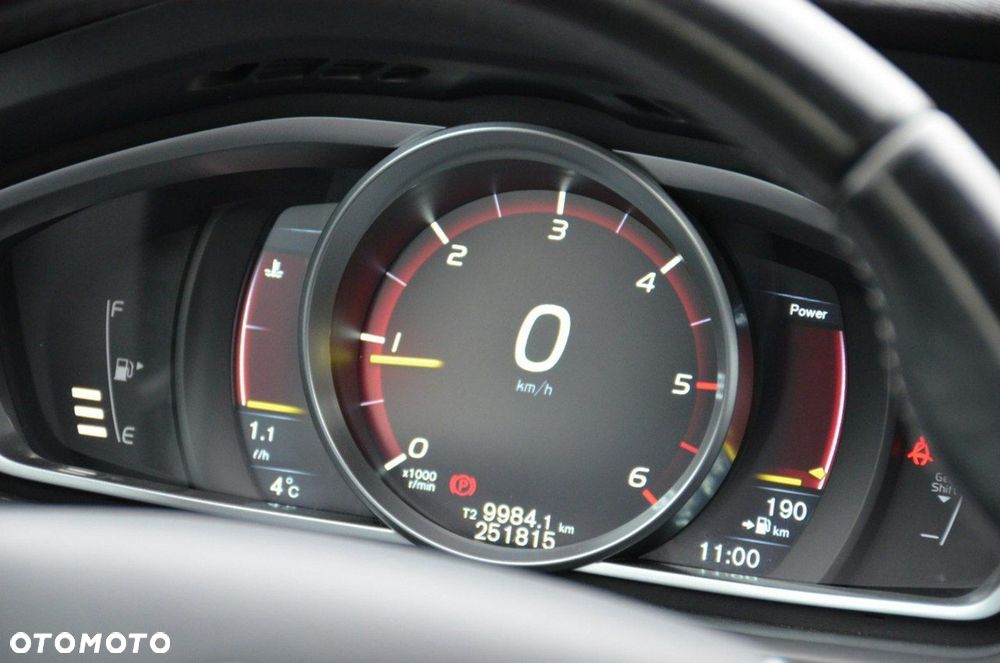 Volvo V40 - 34