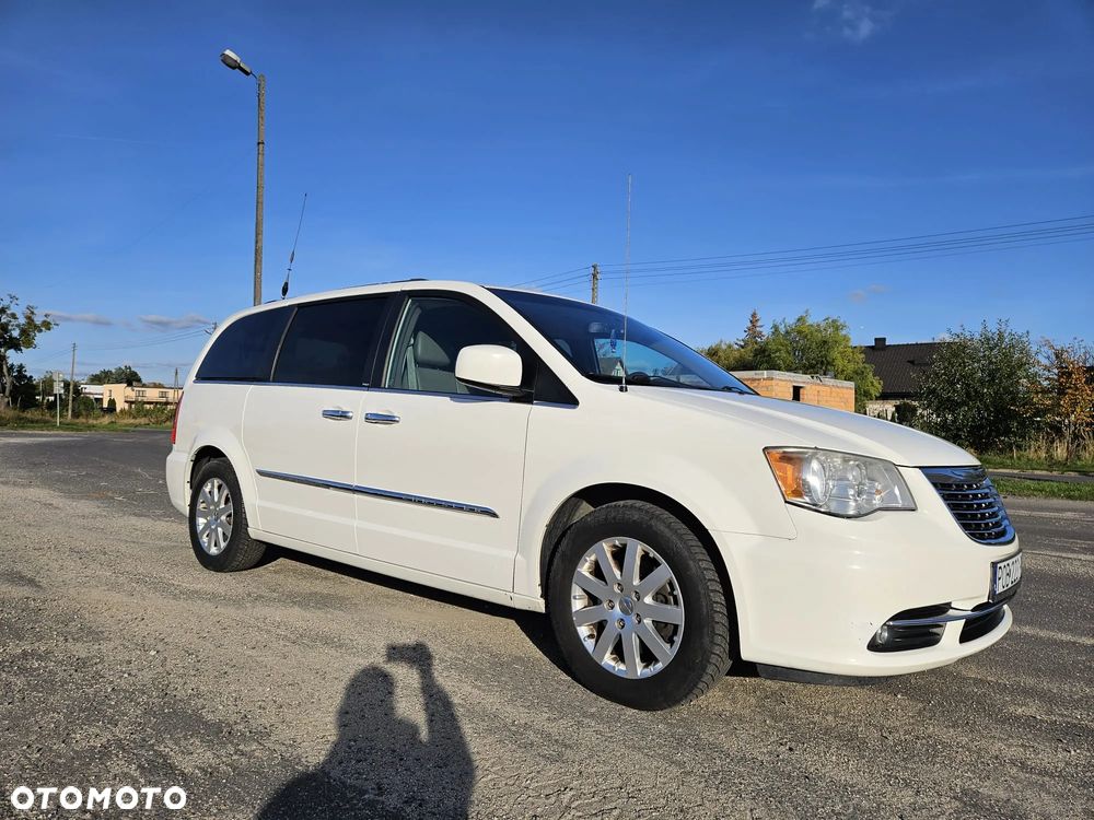 Chrysler Town & Country 3.6 Touring - 1
