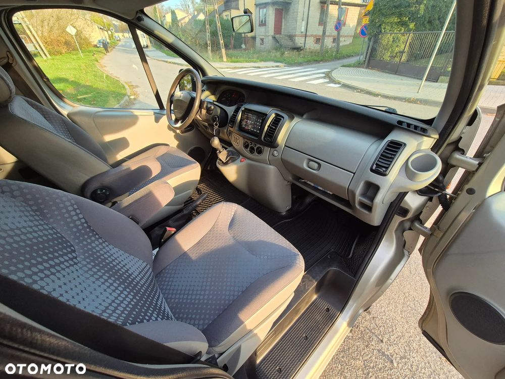 Renault Trafic - 24
