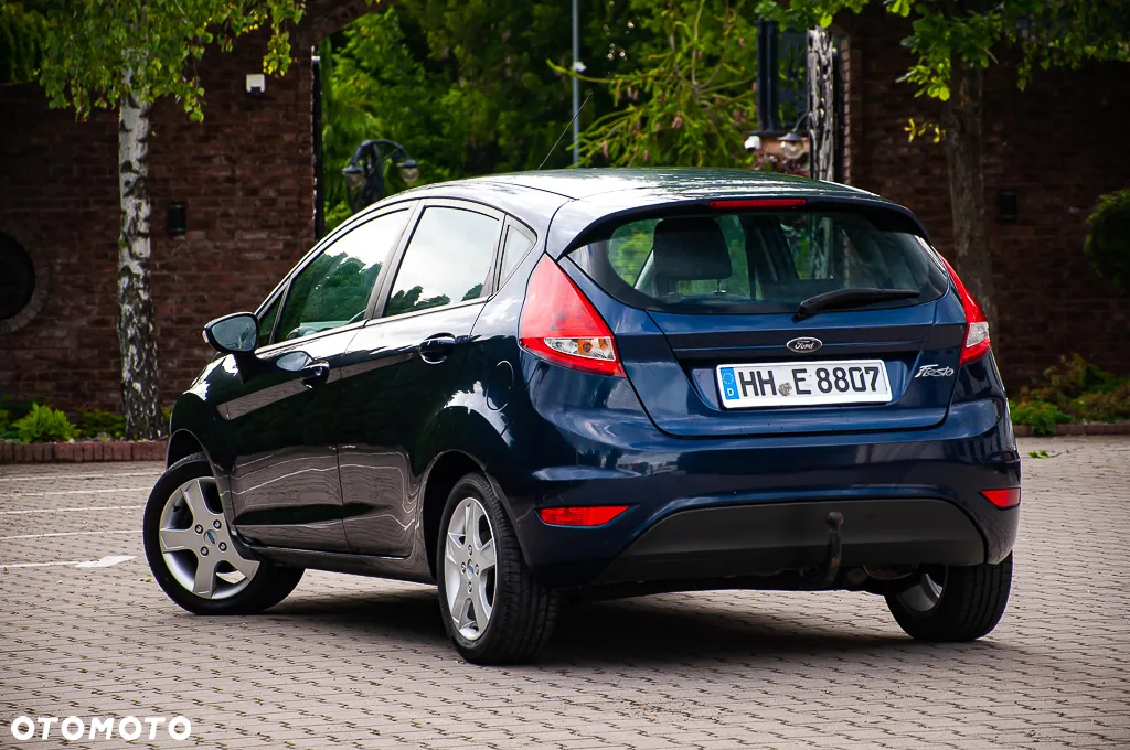 Ford Fiesta 1.25 Celebration - 18