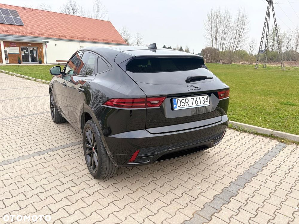 Jaguar E-Pace D165 AWD R-Dynamic SE - 9