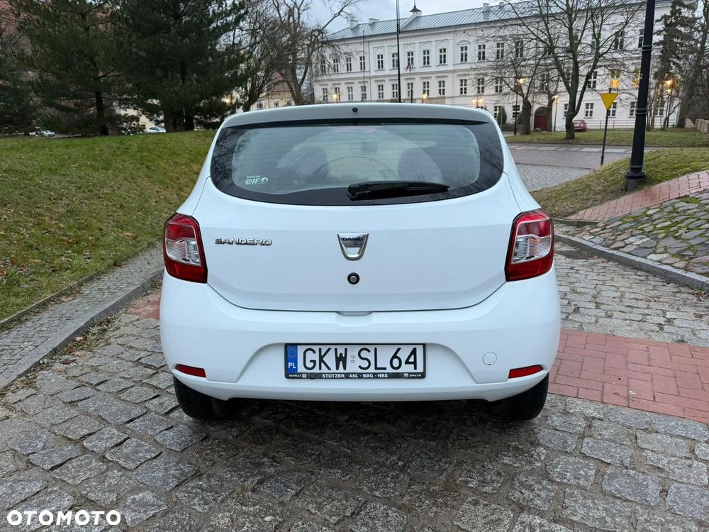Dacia Sandero 1.2 16V 75 Laureate - 5