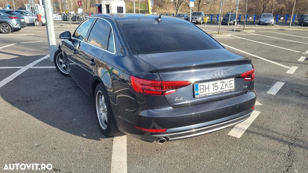 Audi A4 2.0 TDI Sport - 4