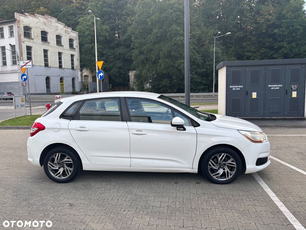 Citroën C4 e-HDi 115 Tendance - 4