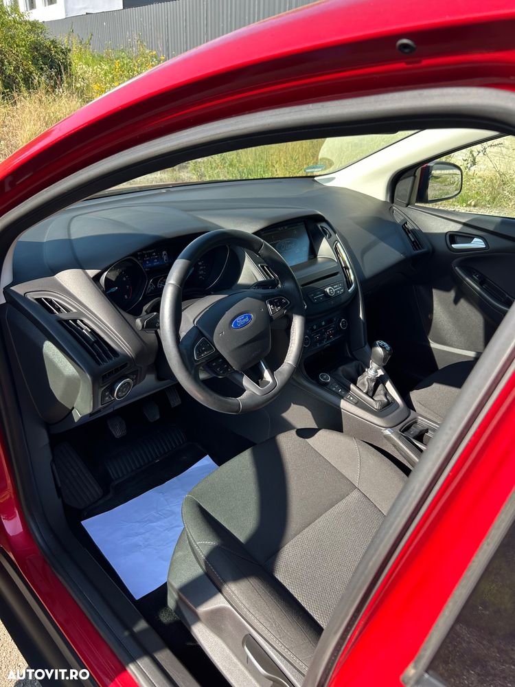 Ford Focus - 6