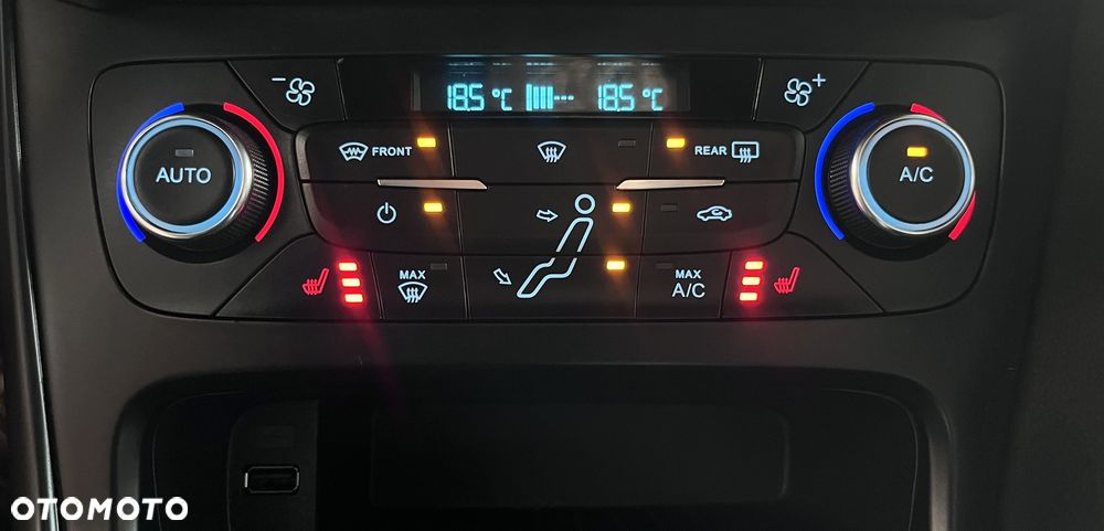 Ford Focus ST - 17