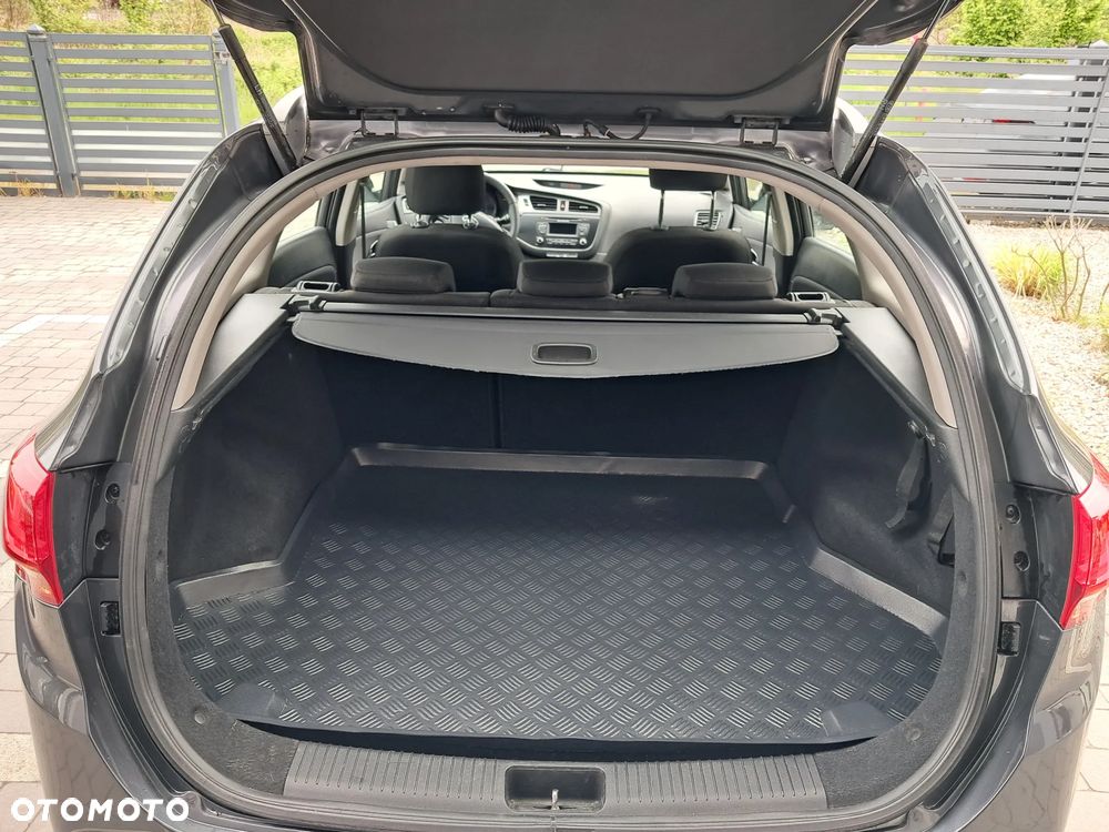 Kia Ceed 1.6 CRDi L - 22