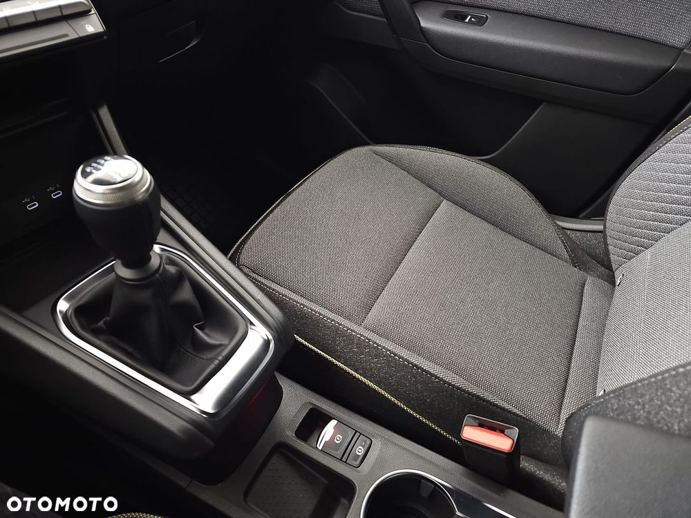 Renault Captur 1.0 TCe Techno - 17