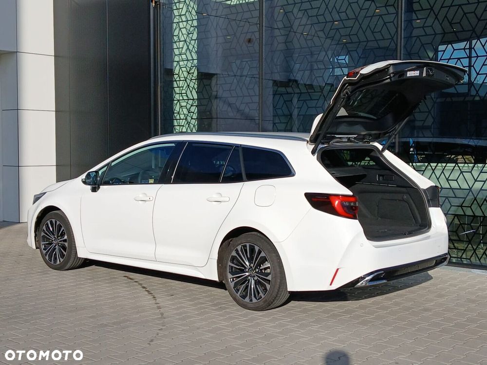 Toyota Corolla 2.0 Hybrid Style - 35