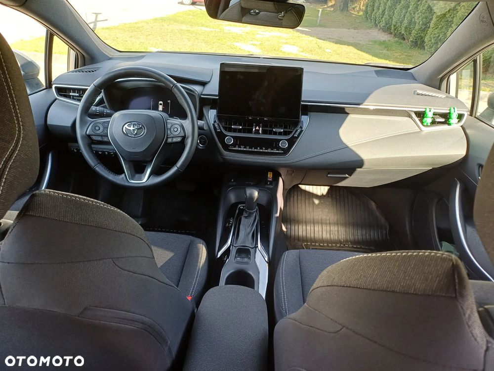 Toyota Corolla 2.0 Hybrid Comfort - 9
