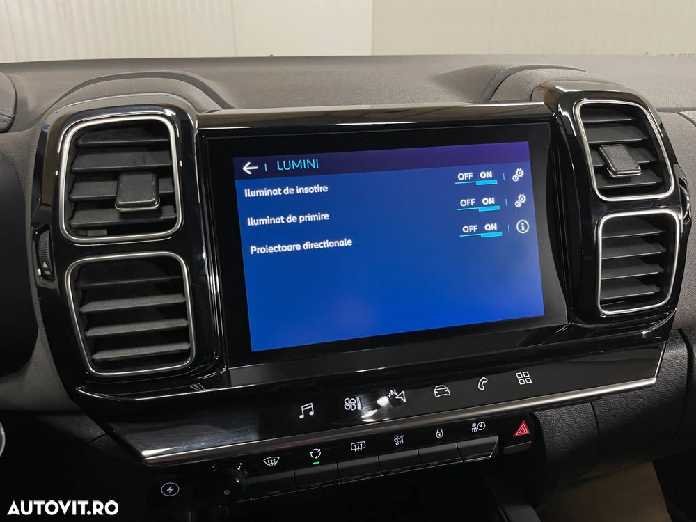 Citroën C5 Aircross 1.6 Hybrid FWD 225 EAT8 Shine - 22