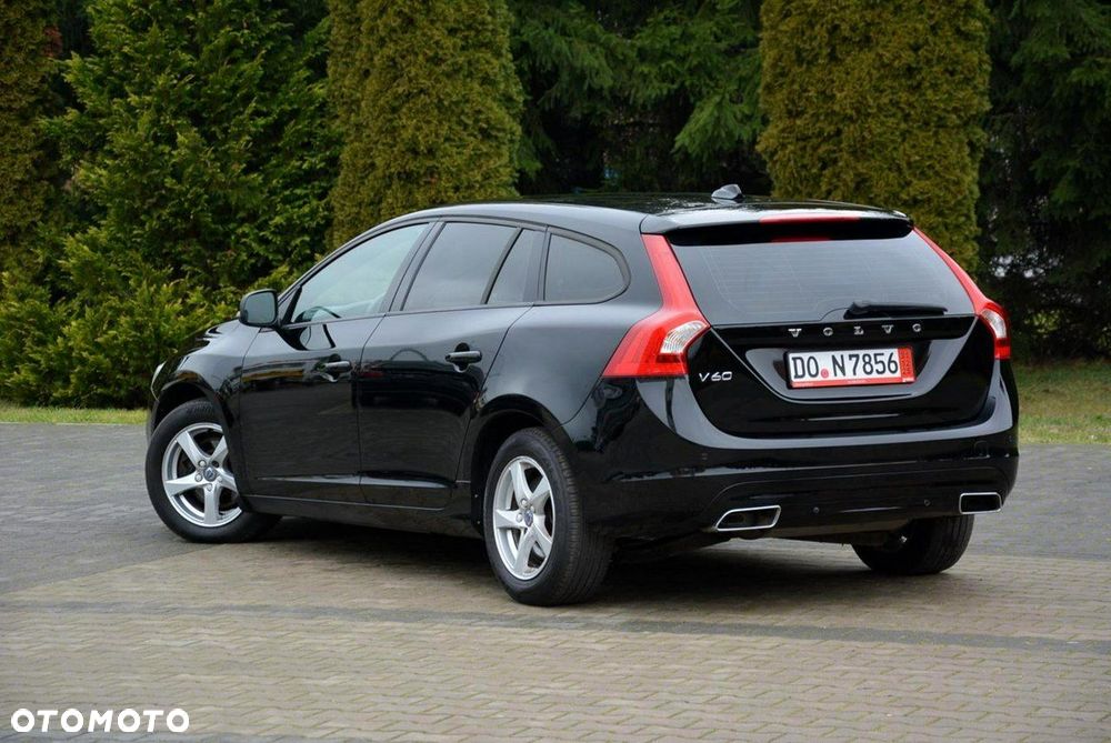 Volvo V60 D4 Geartronic Momentum Pro - 14