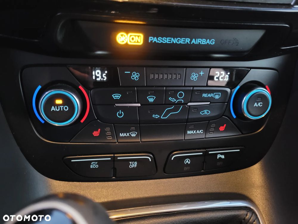 Ford Tourneo Connect 1.5 EcoBlue Titanium - 22