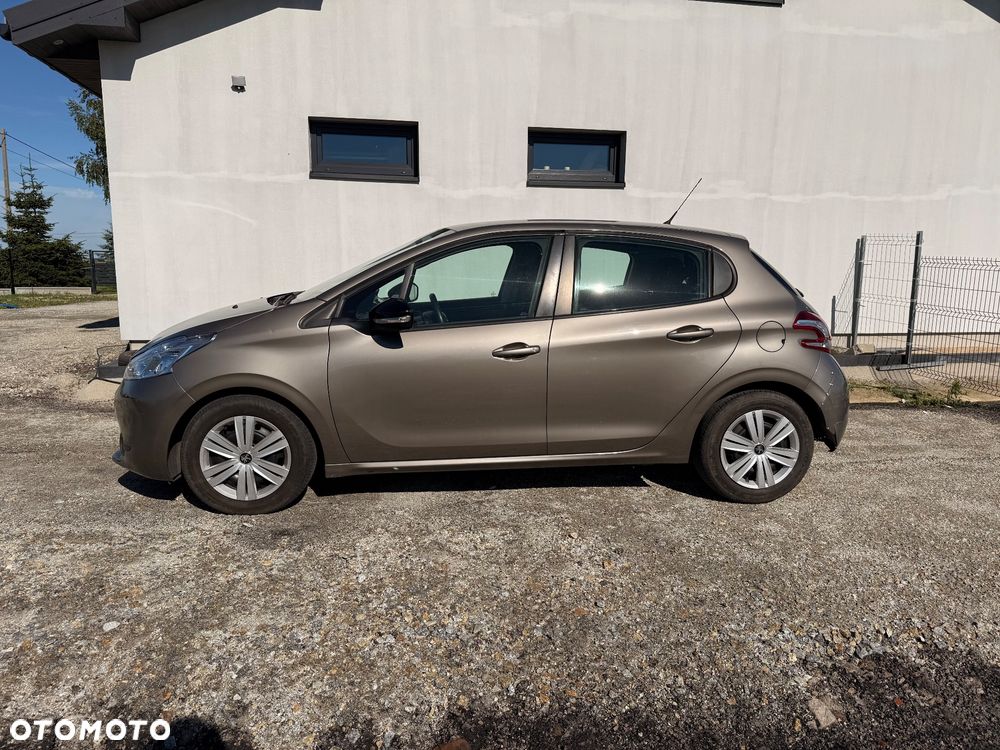 Peugeot 208 1.2 PureTech Style - 4