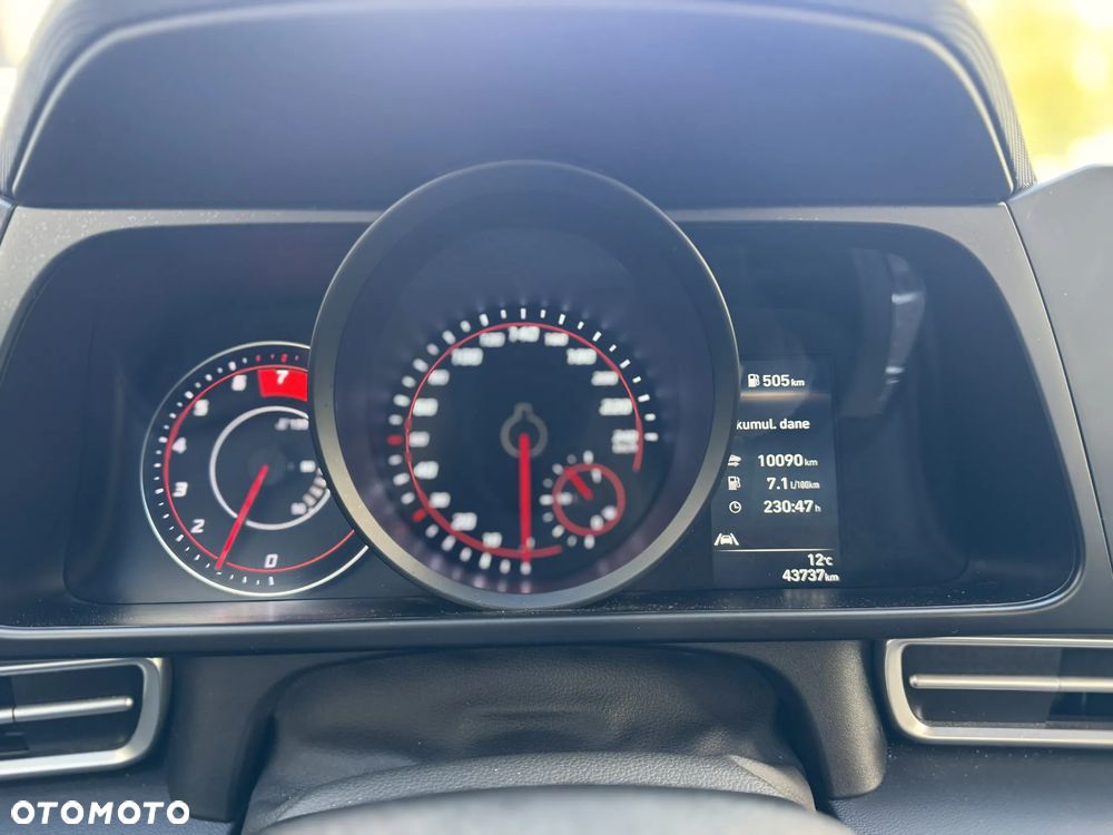 Hyundai Elantra 1.6 Smart CVT - 18