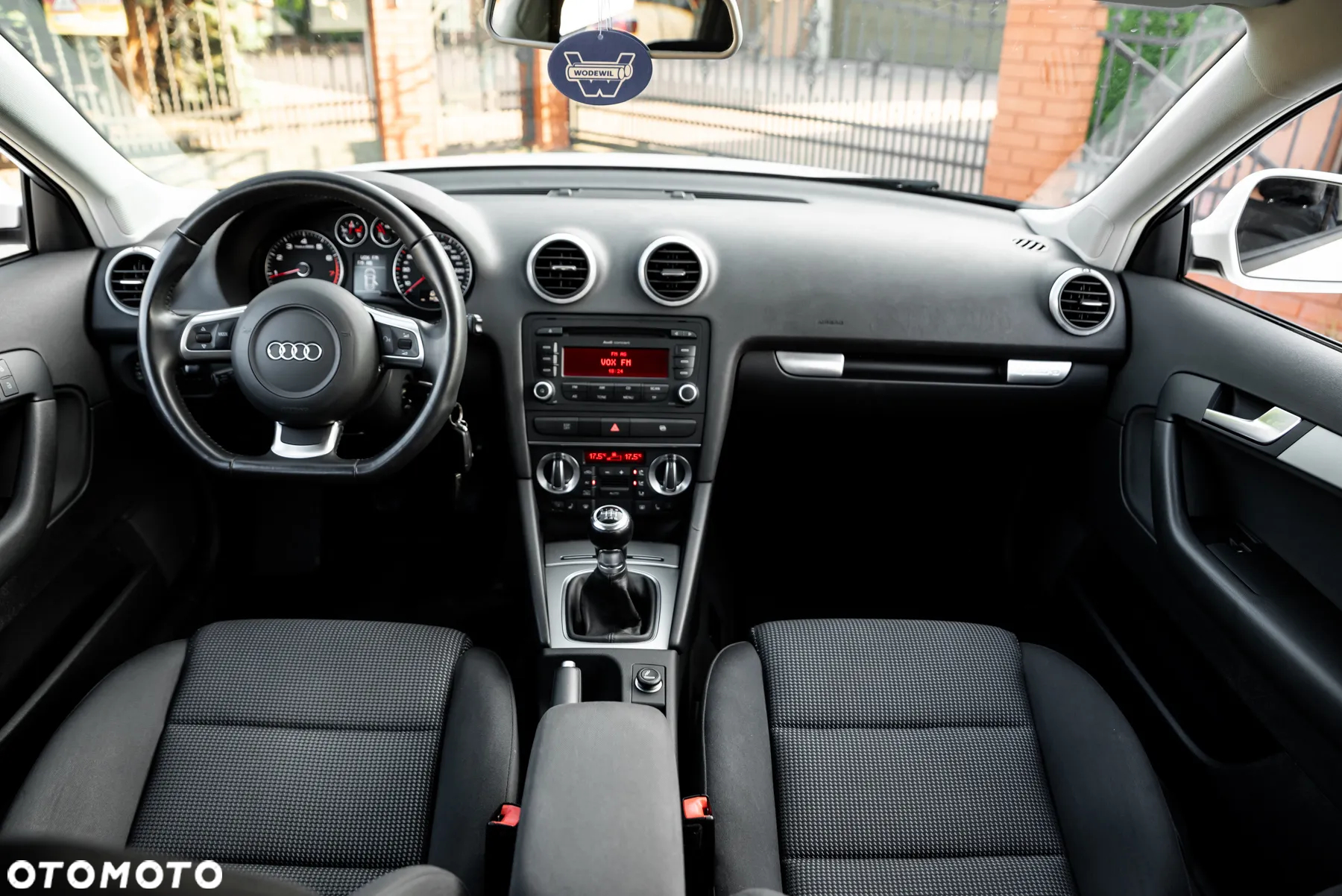 Audi A3 1.8 TFSI Sportback quattro Attraction - 26