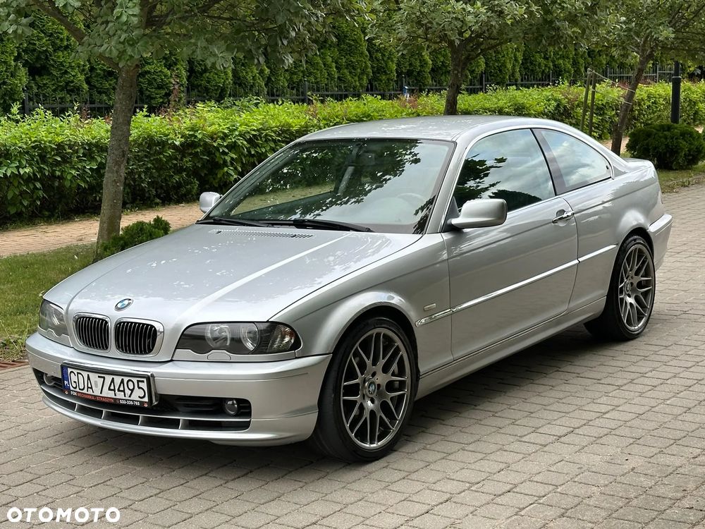 BMW Seria 3 320i - 3