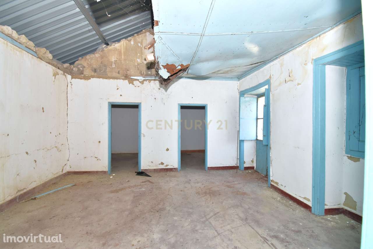 Casa em ruina em Casais do Louco, São Vicente do Paul, Santarém - Grande imagem: 3/20