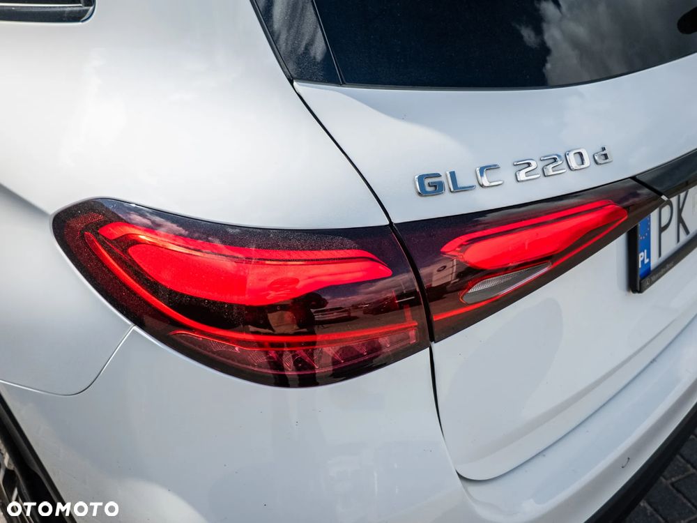 Mercedes-Benz GLC 220 d mHEV 4-Matic AMG Line - 10