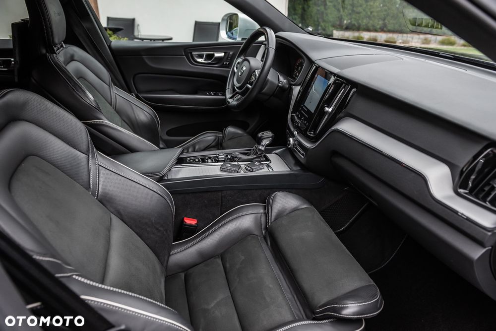 Volvo XC 60 D4 Drive-E R-Design Kinetic - 23