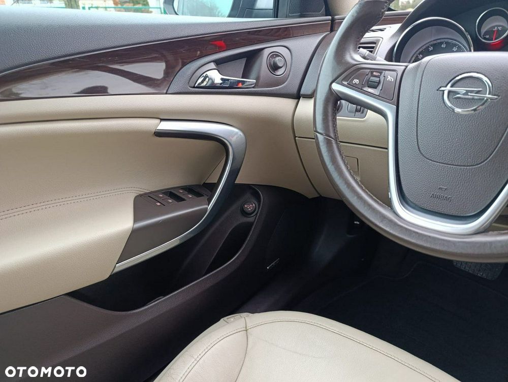 Opel Insignia - 23