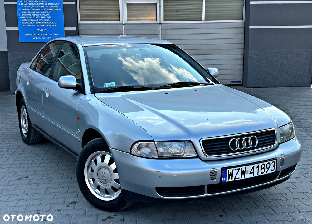 Audi A4 Limousine - 7