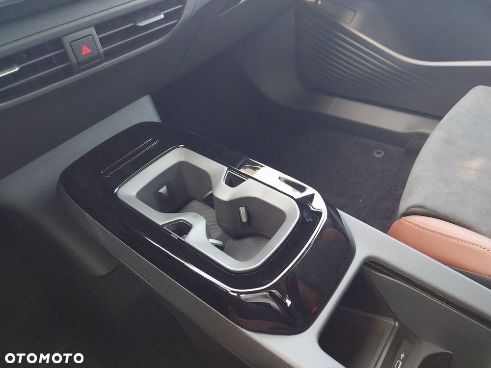 Volkswagen ID.5 52kWh Pure - 18