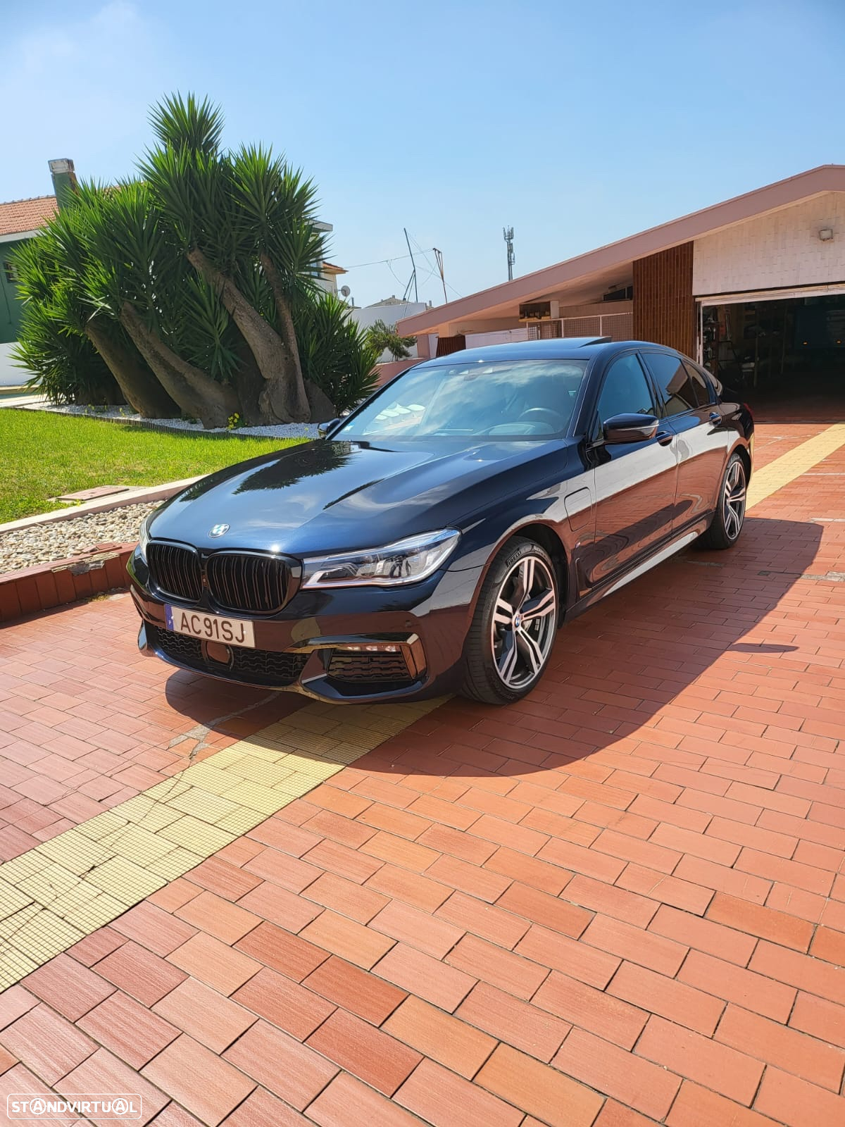 BMW 740 e iPerformance Pack M - 3