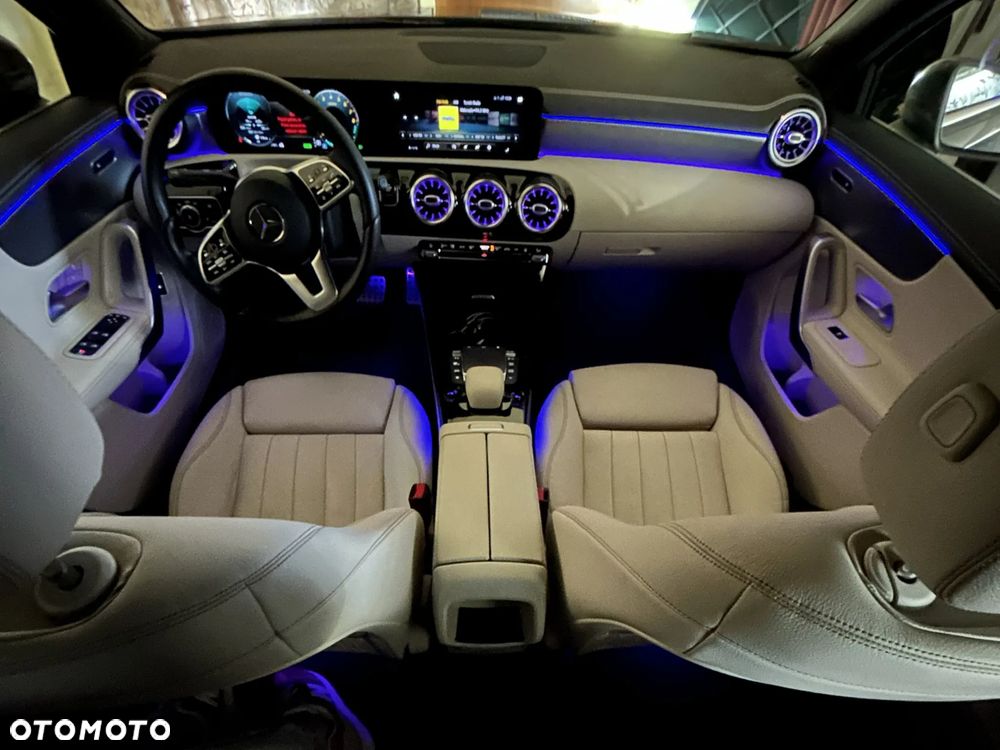 Mercedes-Benz Klasa A 250 E Progressive 8G-DCT - 20