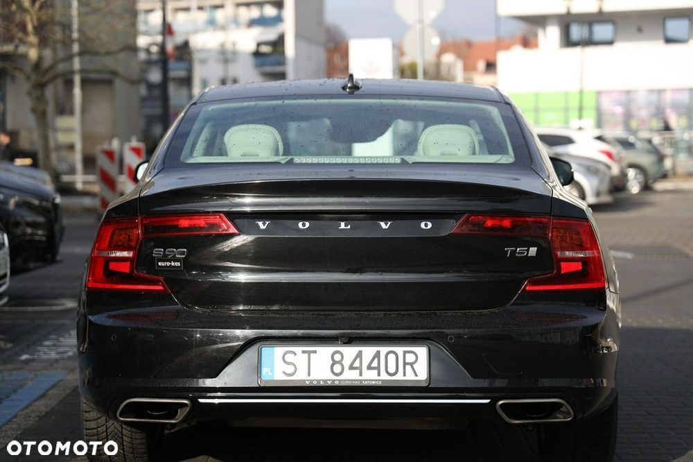 Volvo S90 - 8