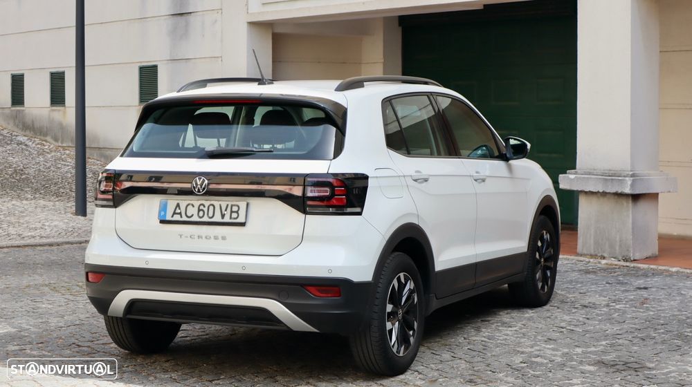 VW T-Cross 1.0 TSI Life DSG - 12