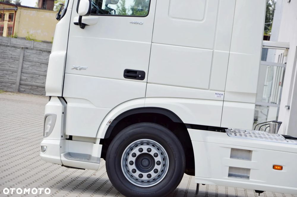 DAF XF 480 ZF INTARDER / TV / KLIMA POSTOJOWA / FULL LED / TRĄBY / MIĘDZYOSIE - 17