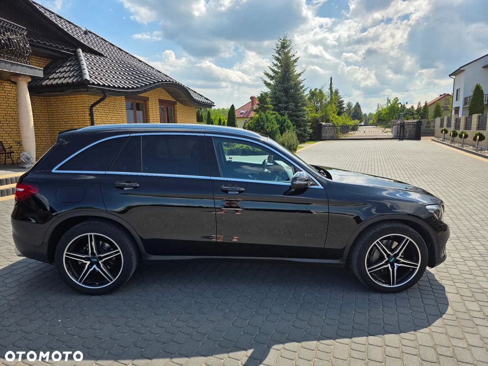 Mercedes-Benz GLC - 31