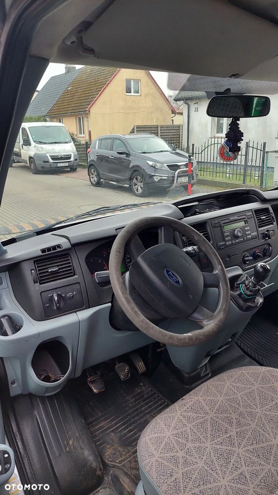 Ford Transit - 11