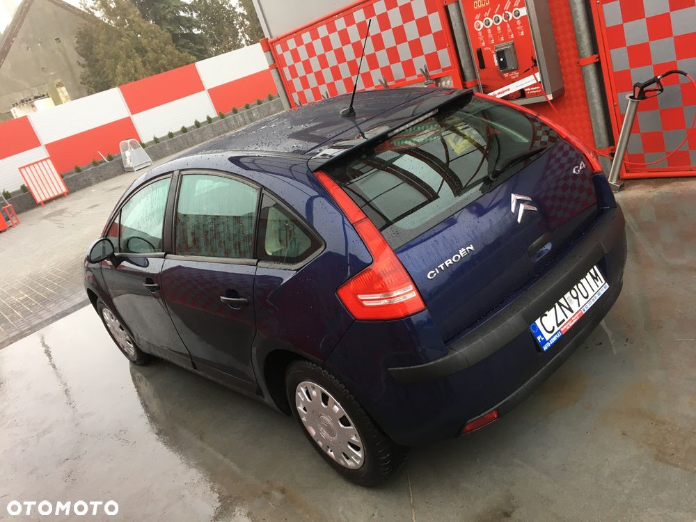 Citroën C4 1.4 16V Style - 7
