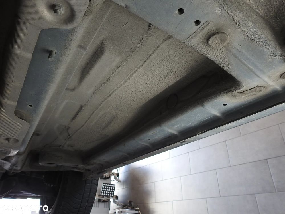 SsangYong/KGM Korando 2.0 2WD Quartz - 27