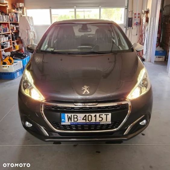 Peugeot 208 1.2 PureTech GPF Allure S&S EAT6 - 12