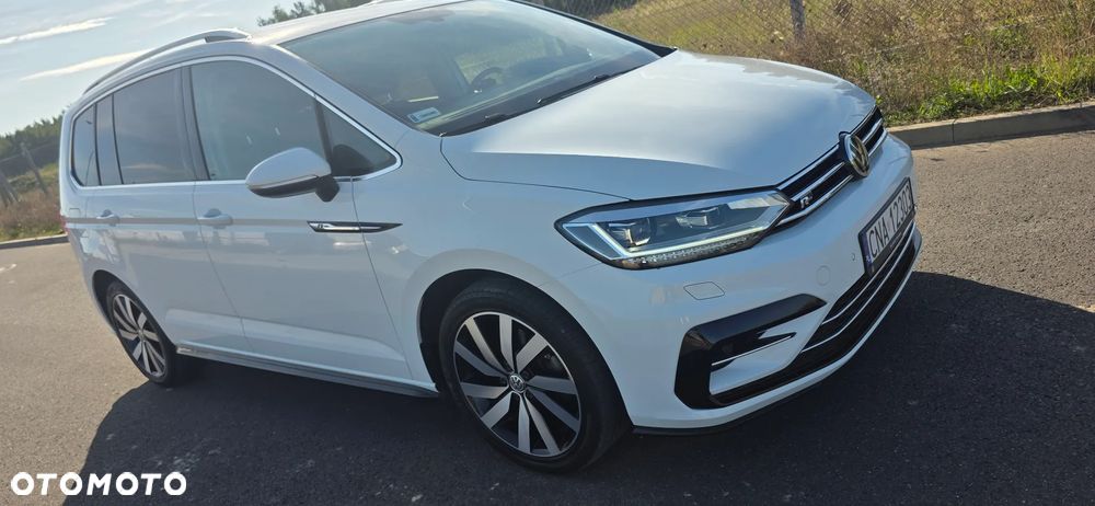 Volkswagen Touran - 31