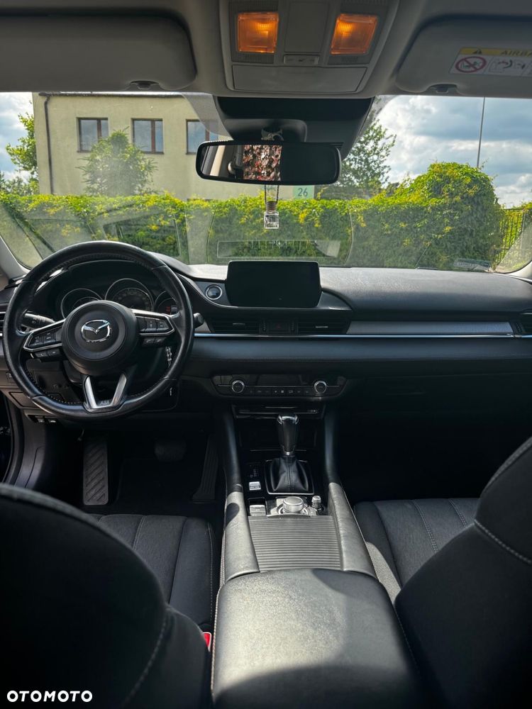 Mazda 6 - 8