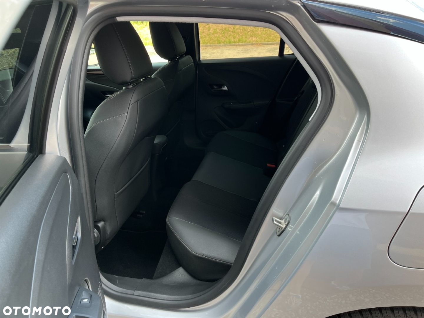 Opel Corsa 1.2 Elegance S&S - 20